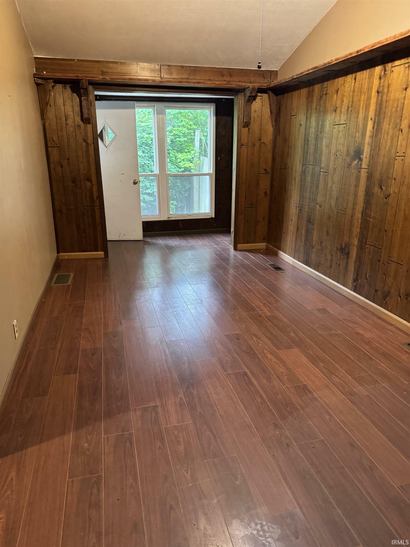 Property Photo: 10522 Saint Wendel Road IN 47720