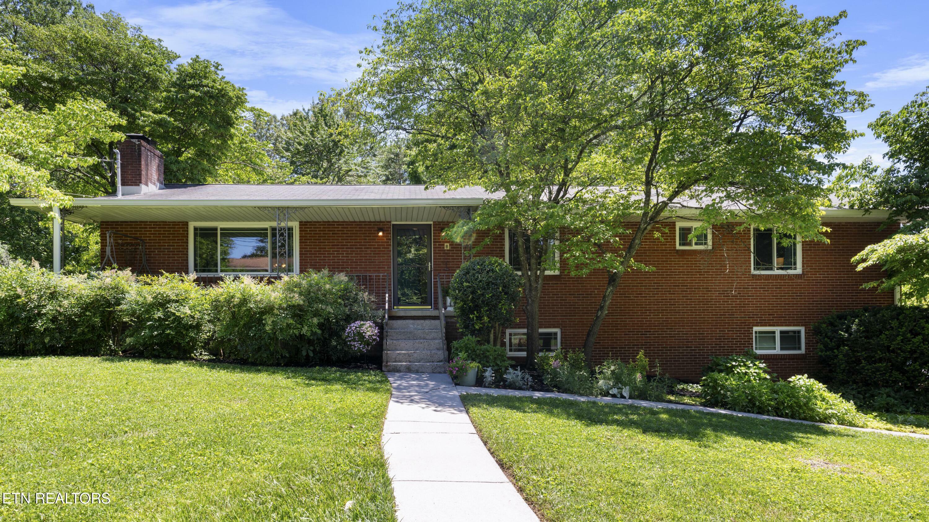 Property Photo: 8306 Corteland Drive TN 37909