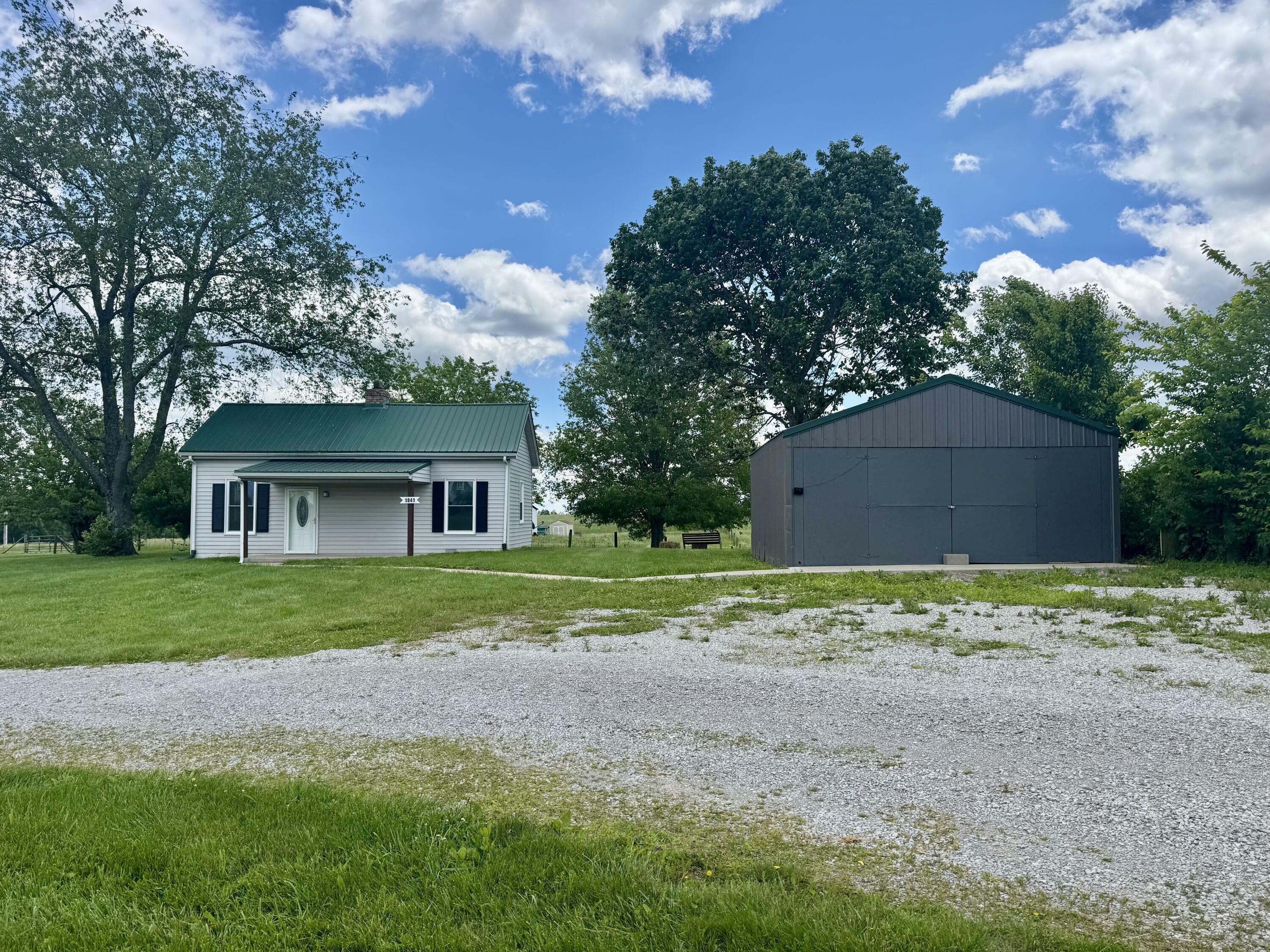 Property Photo: 1841 Logana Pike KY 40356