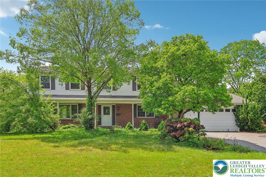 Property Photo: 1450 Springhouse Road PA 18104