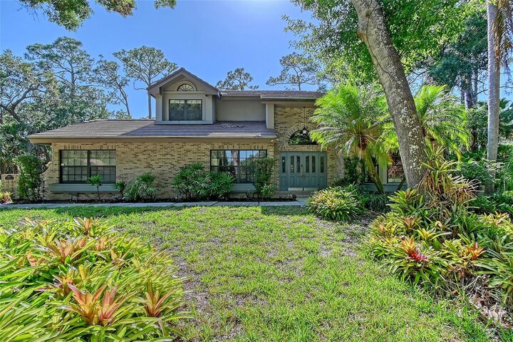 Property Photo:  4917 Leatha Lane  FL 34232 