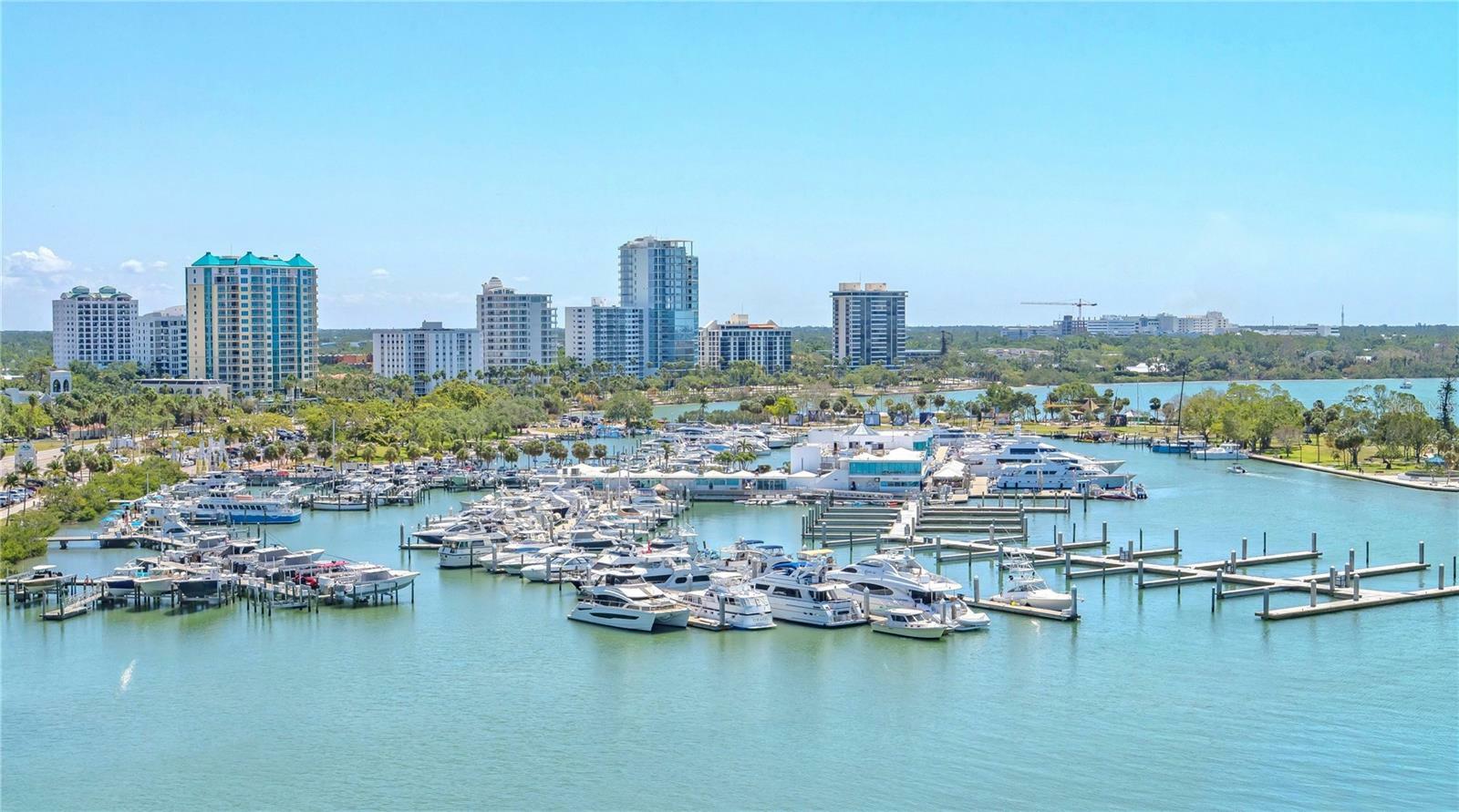Property Photo: 688 Golden Gate Point 201 FL 34236