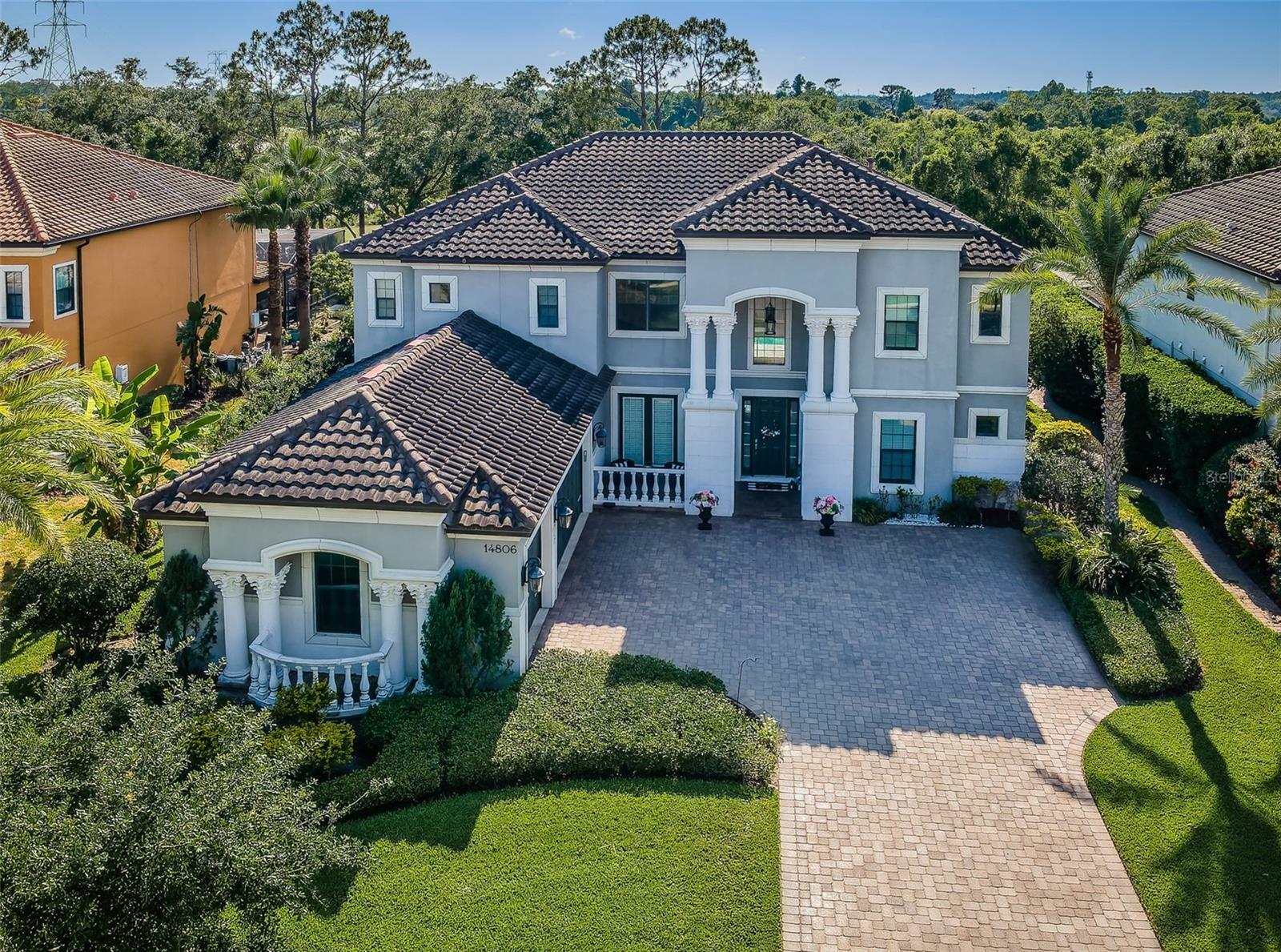 Property Photo: 14806 Harry Colt Court FL 33626