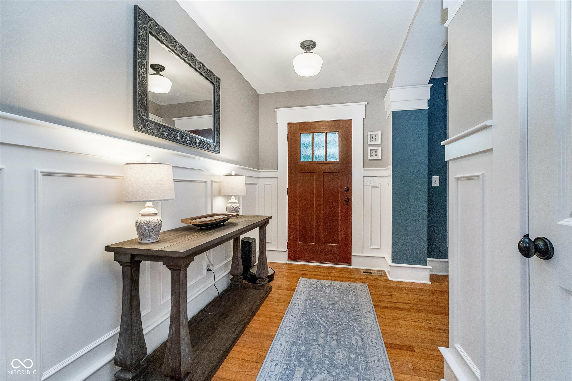 Property Photo:  2353 Woodcreek Crossing Boulevard  IN 46123 