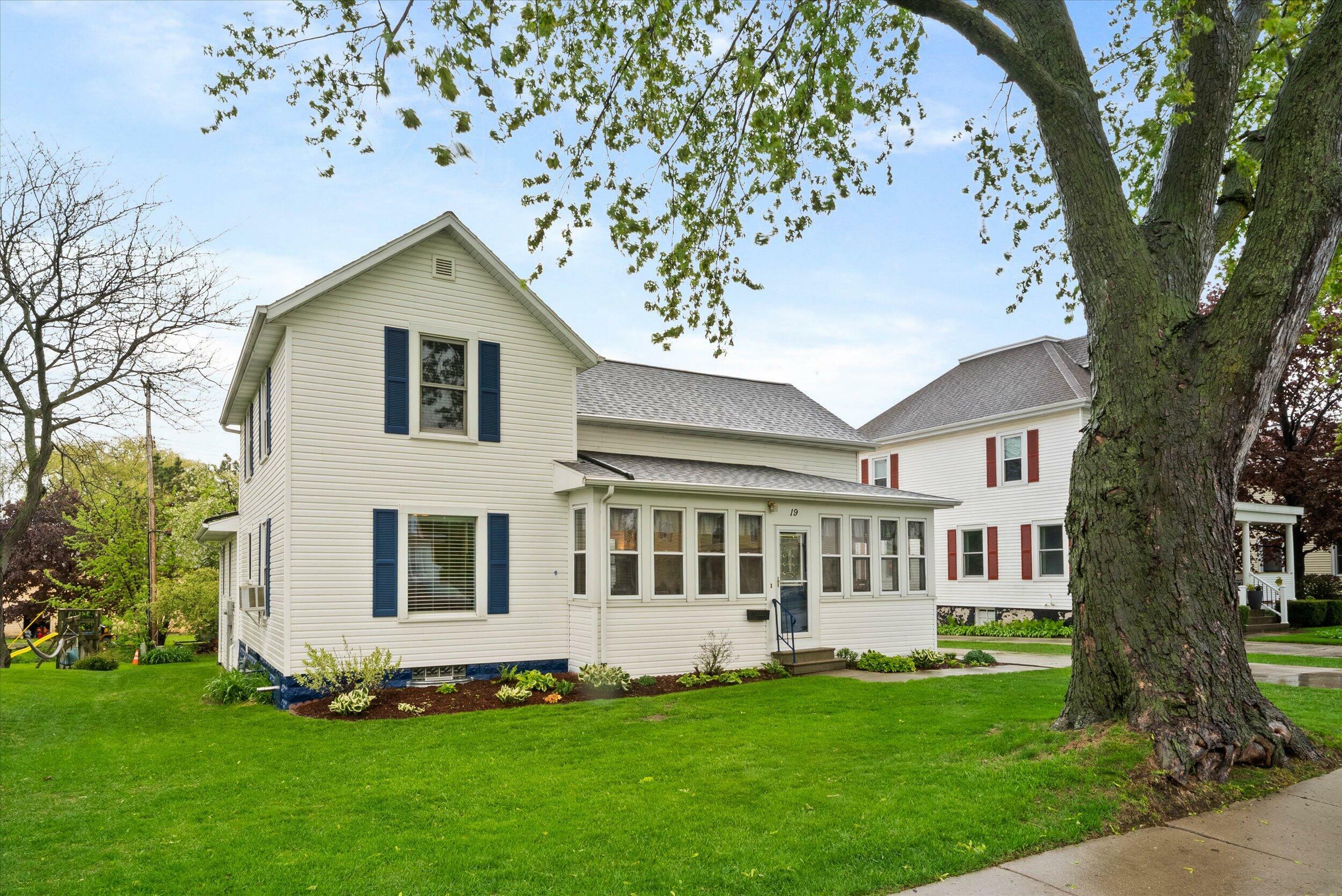 Property Photo: 19 Hein Ave WI 53073