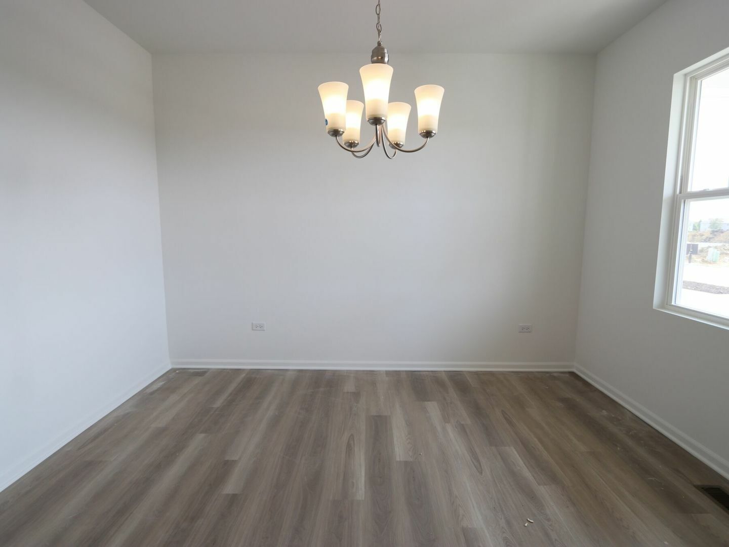 Property Photo:  642 Henry Lane  IL 60543 