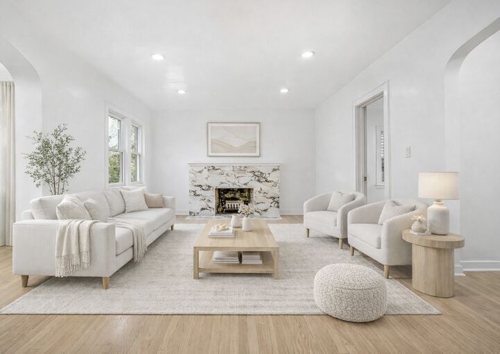 Property Photo:  9602 S Troy Avenue  IL 60805 