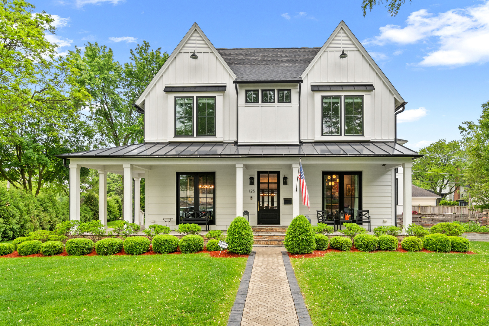 Property Photo: 125 S Madison Street IL 60521
