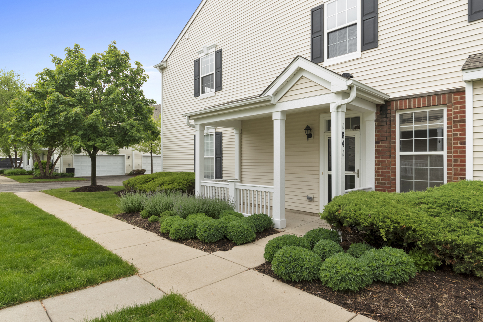 Property Photo: 1841 Havens Drive IL 60098