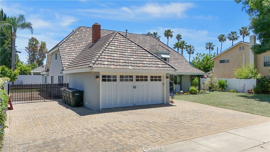 Property Photo: 1879 N Nordic Place CA 92865