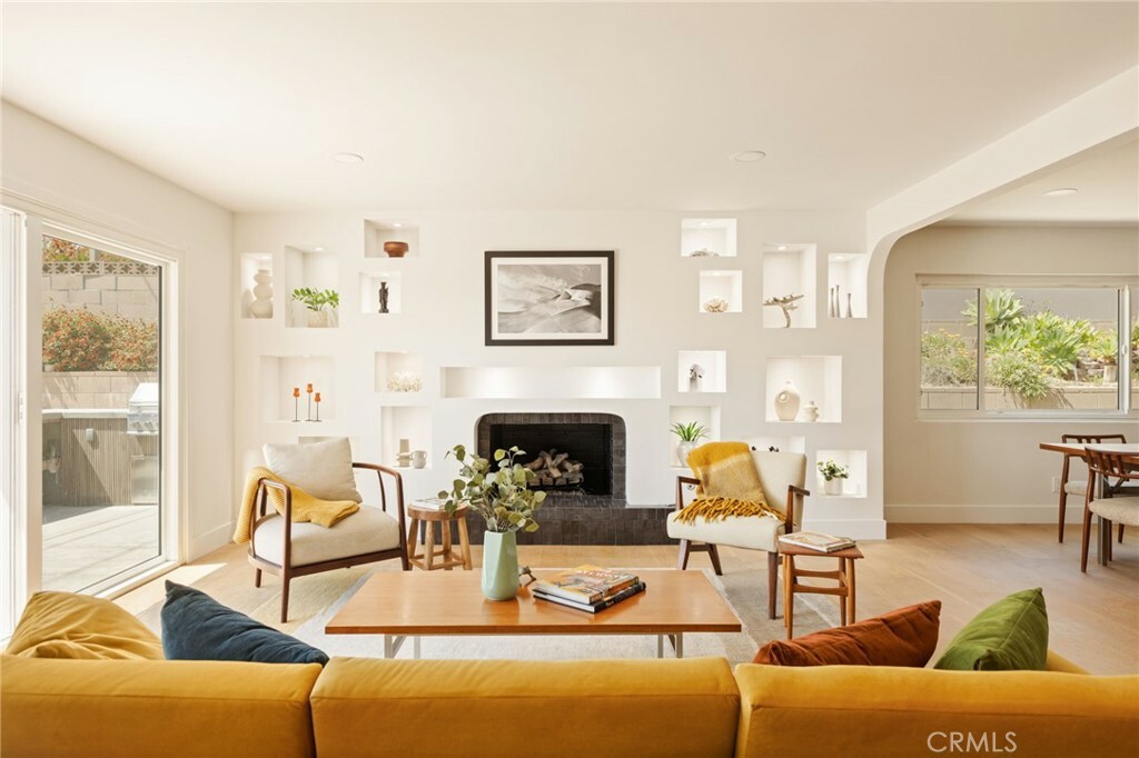 Property Photo: 1015 Larker Avenue CA 90042