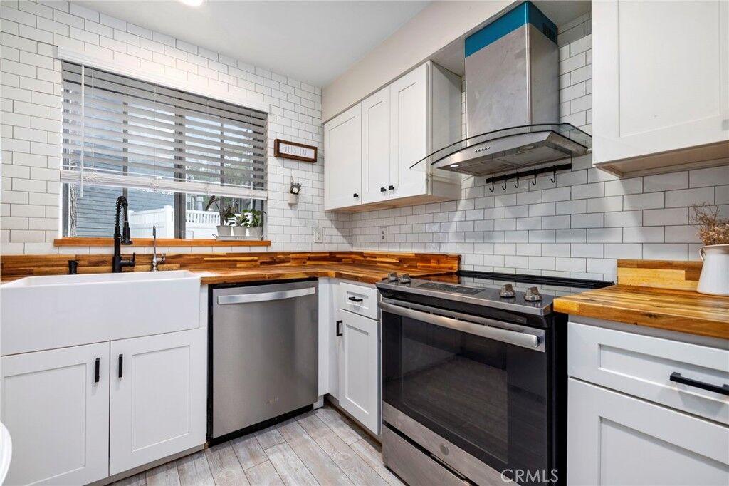 Property Photo:  25339 Pine Creek Lane  CA 90744 