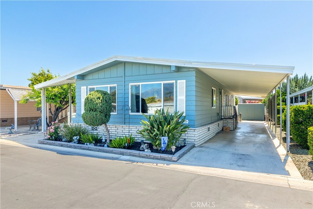 Property Photo: 2230 Lake Park 170 CA 92583