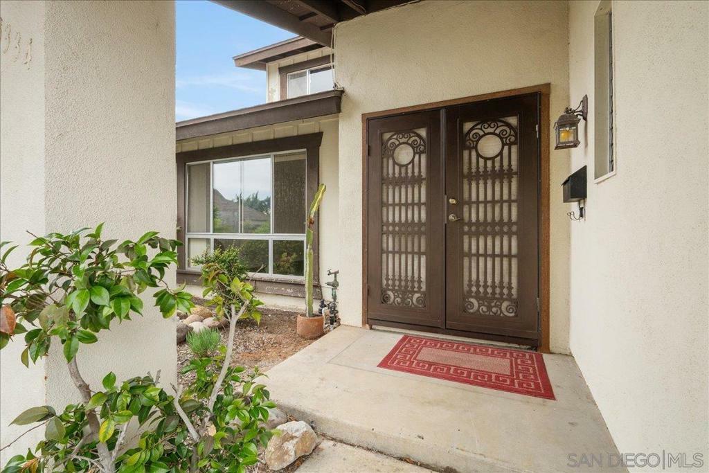 Property Photo: 13334 Barbados Way CA 92014