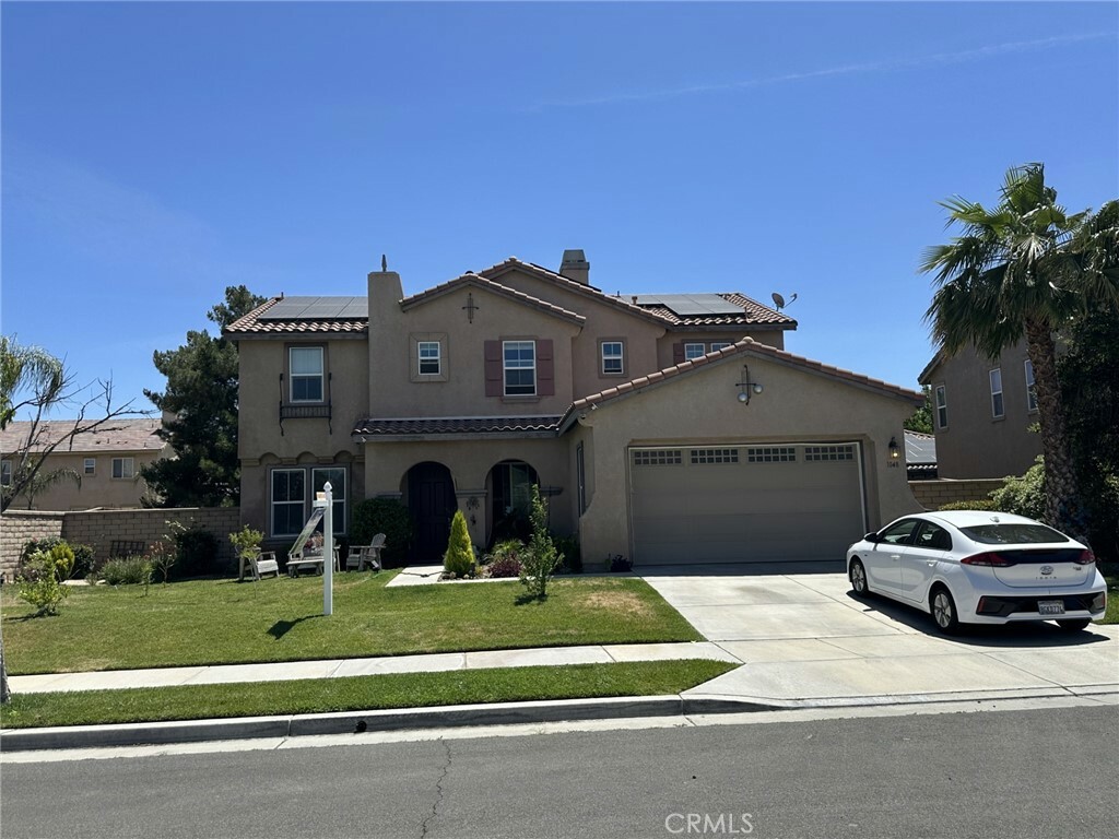 Property Photo: 1048 Paintbrush Trail CA 92545
