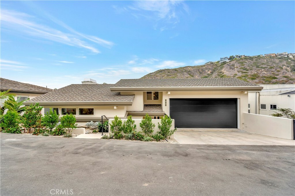 Property Photo: 553 Temple Hills Drive CA 92651