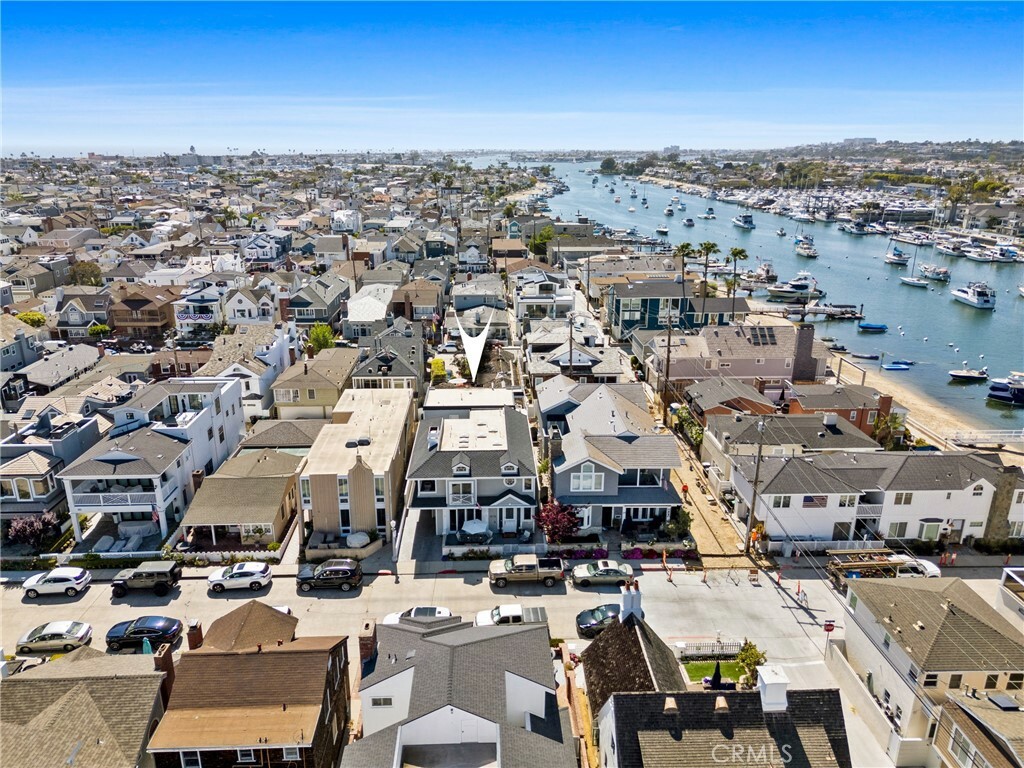 Property Photo:  327 Amethyst Avenue  CA 92662 