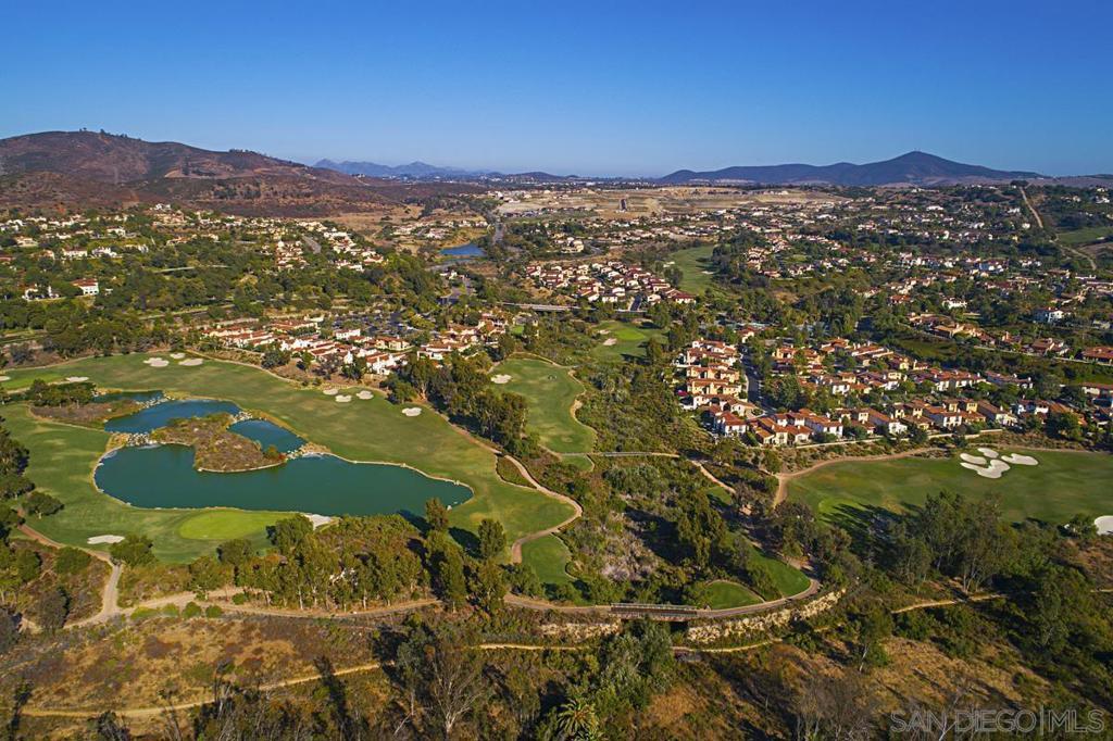 Property Photo: 8416 18 Hidden Cove Way CA 92127