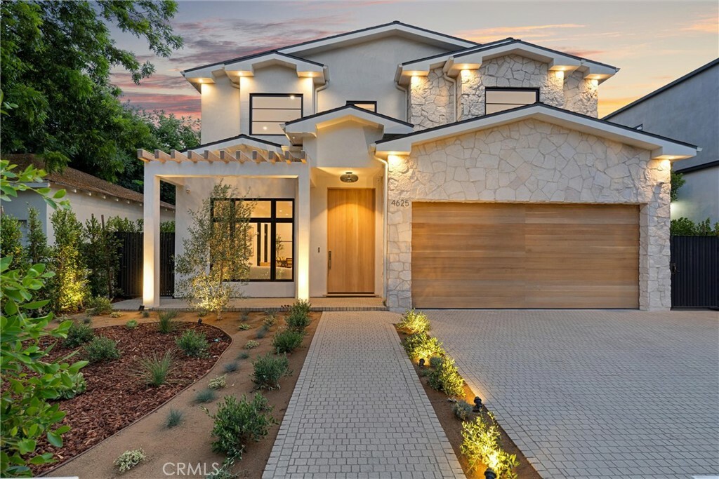 Property Photo: 4625 Vesper Avenue CA 91403