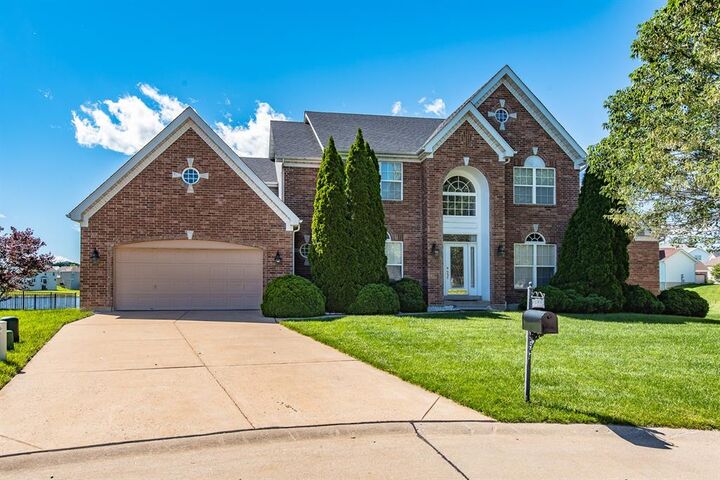15 Behlmann Estates Court  Florissant MO 63034 photo