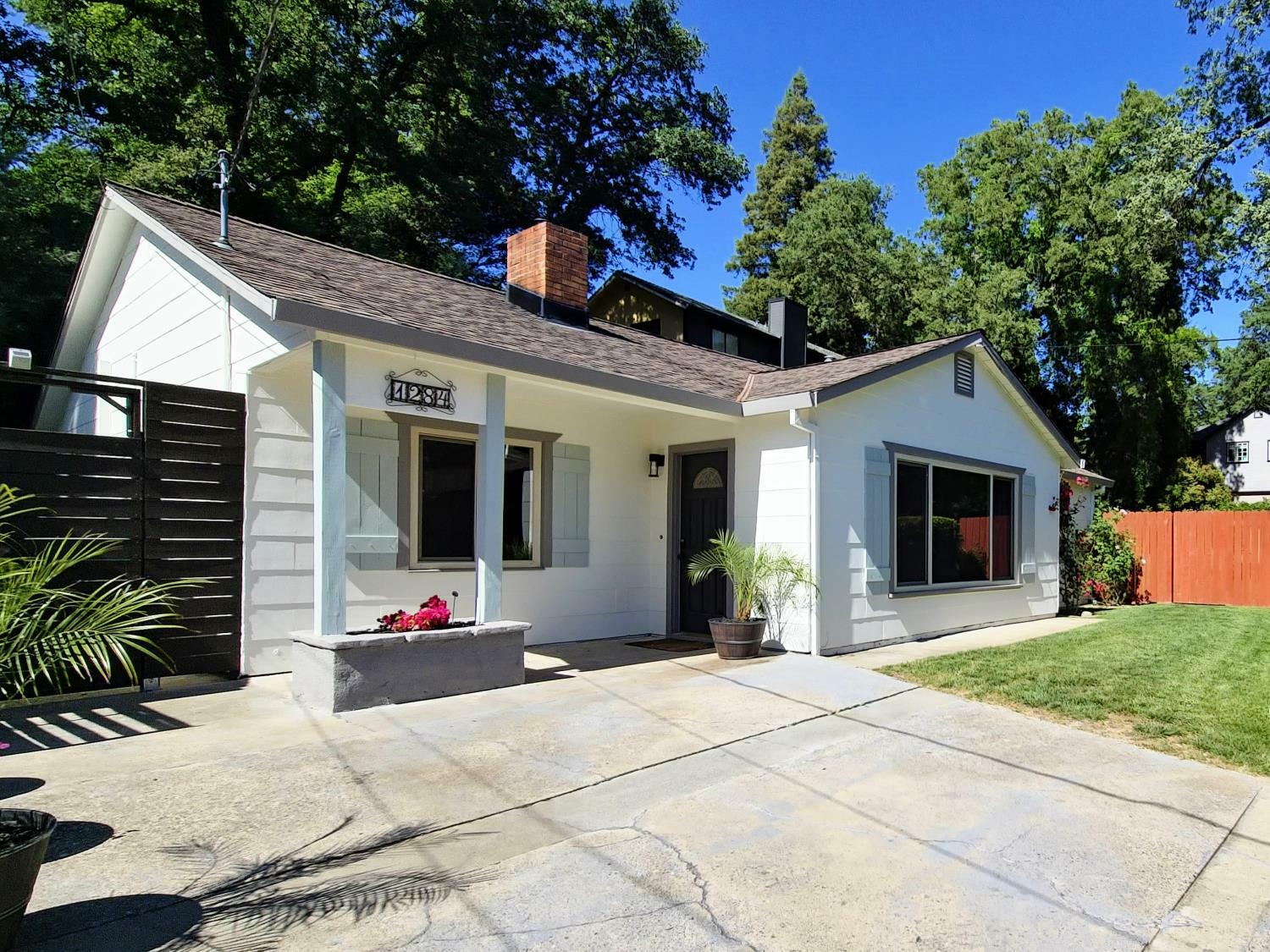 1284 Roxie Way  Placerville CA 95667 photo