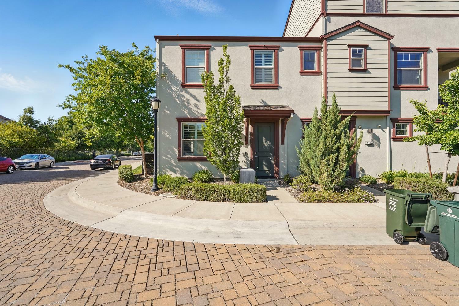Property Photo: 2601 Cleat Lane CA 95818