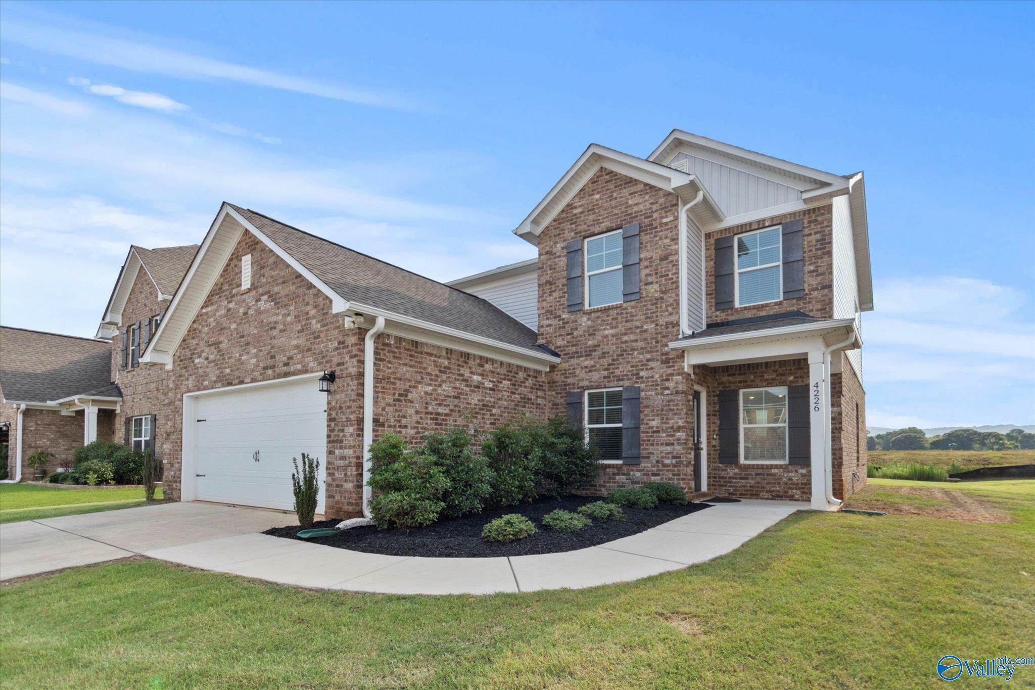 Property Photo:  4226 Textile Lane SW  AL 35805 
