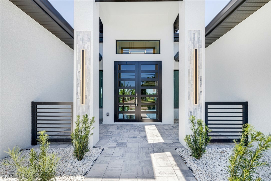 Property Photo: 1316 SW 23rd Street FL 33991