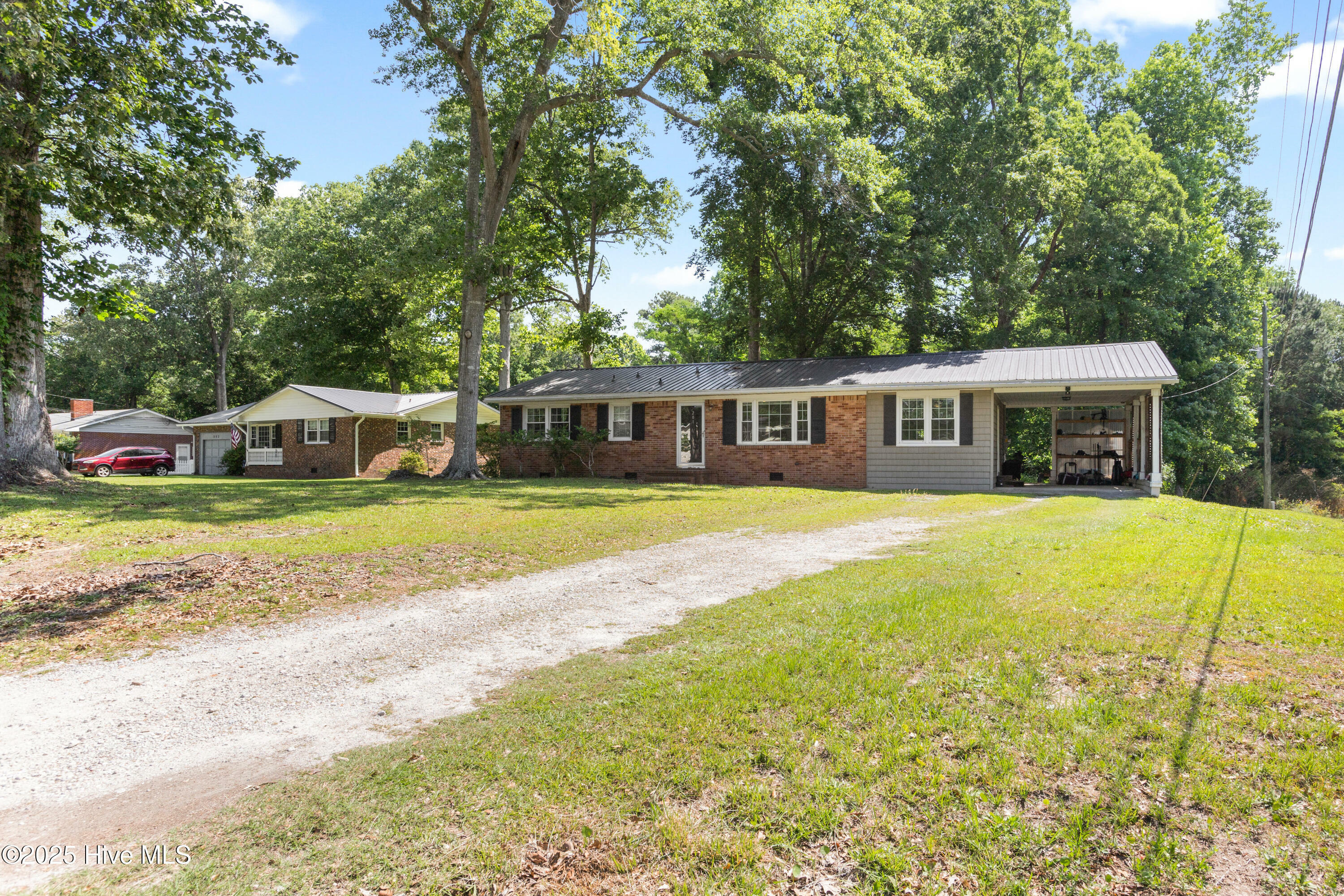 Property Photo: 201 McArthur Drive NC 28546