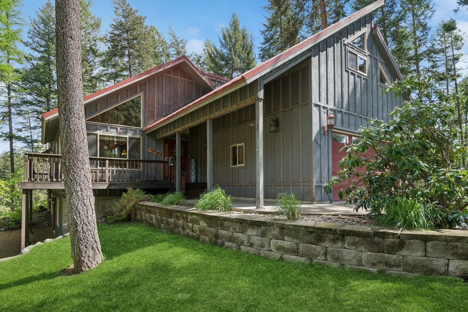 Property Photo: 14132 Pine Street MT 59911