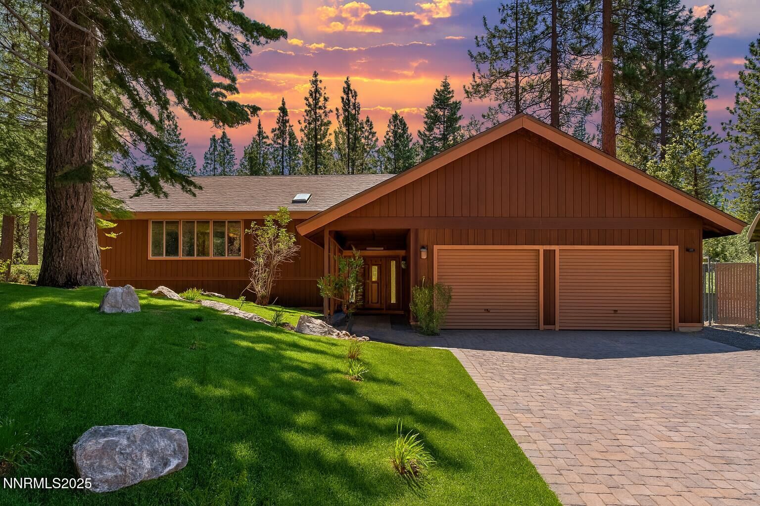 Property Photo: 5 Ute Court NV 89448