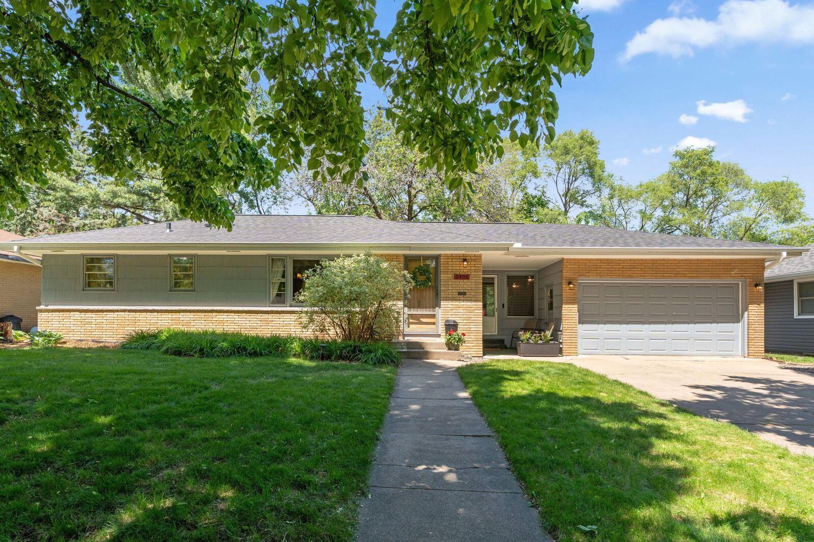 Property Photo: 5406 45th Avenue N MN 55422