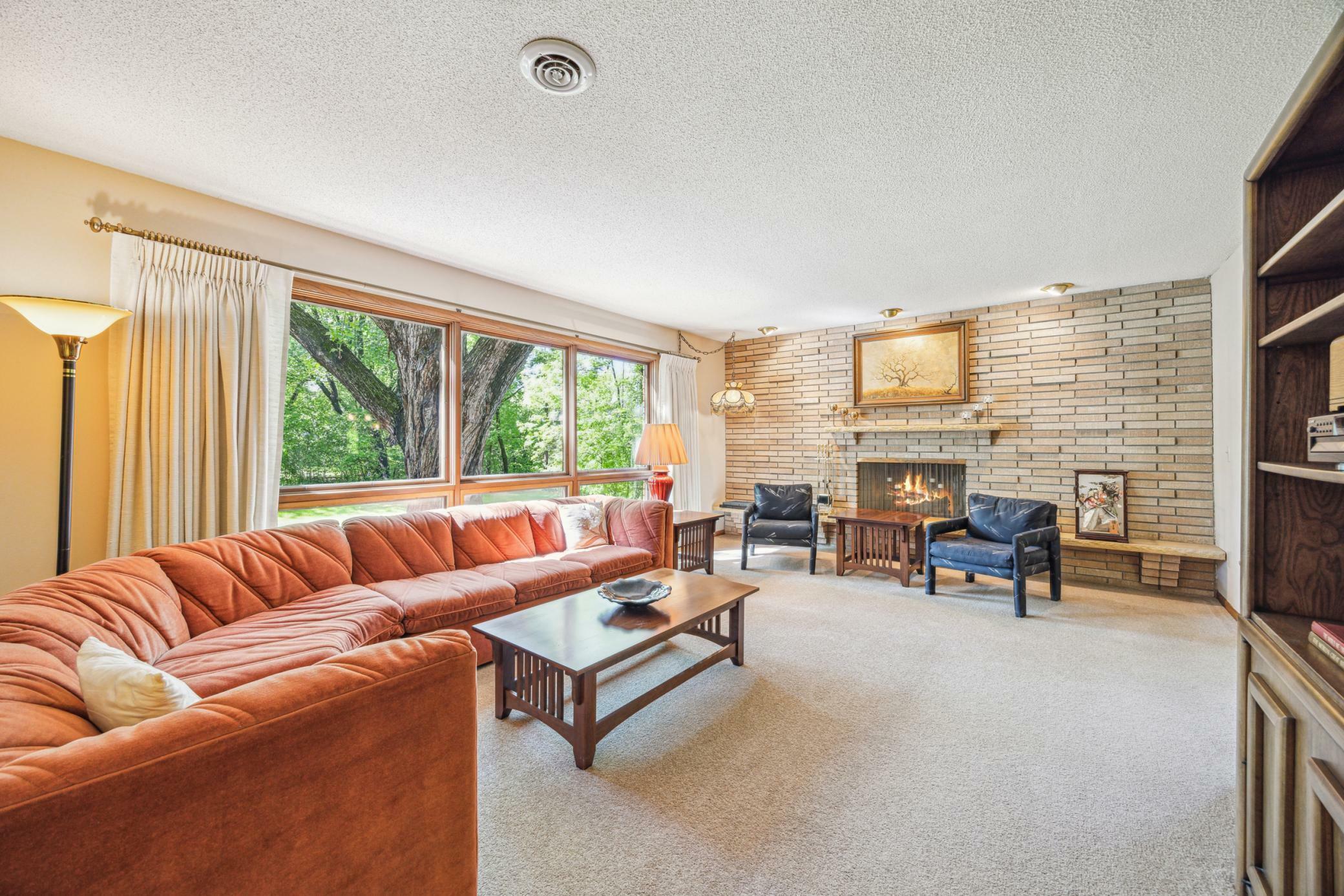 Property Photo: 1801 Deer Hill Drive MN 55391