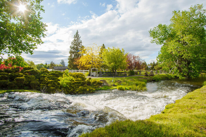 Property Photo: 21283 Dove Lane OR 97702