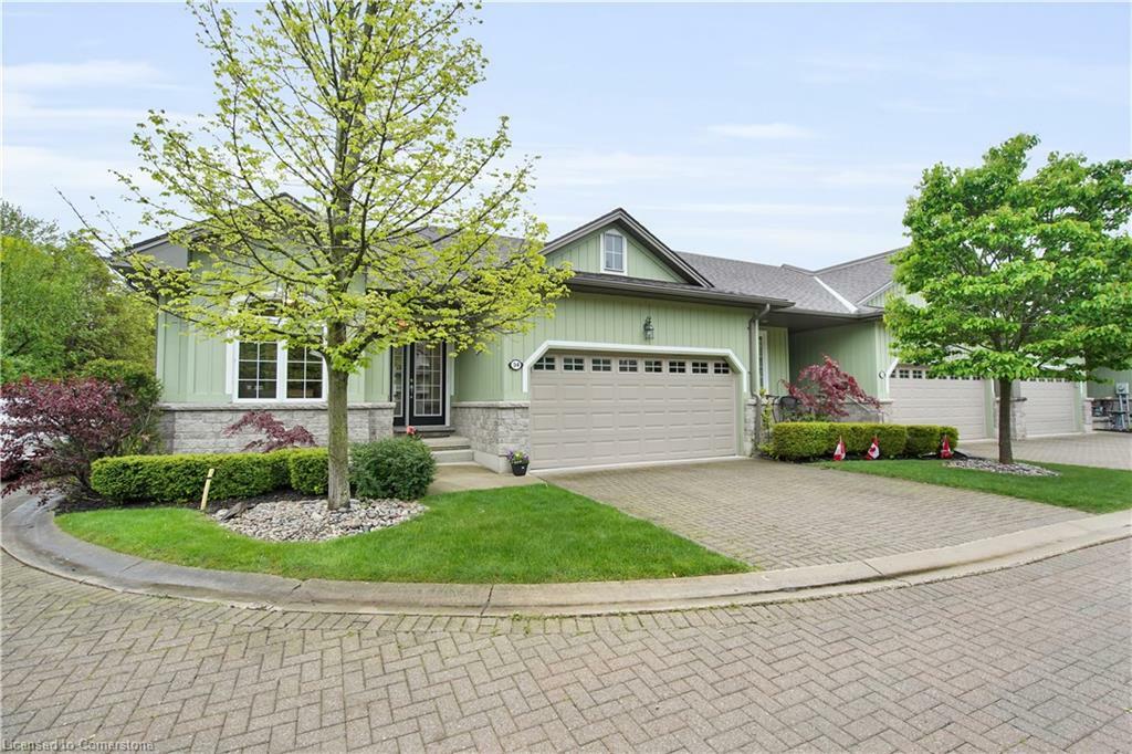 Property Photo: 34 Oakwood Links Lane ON N0M 1T0
