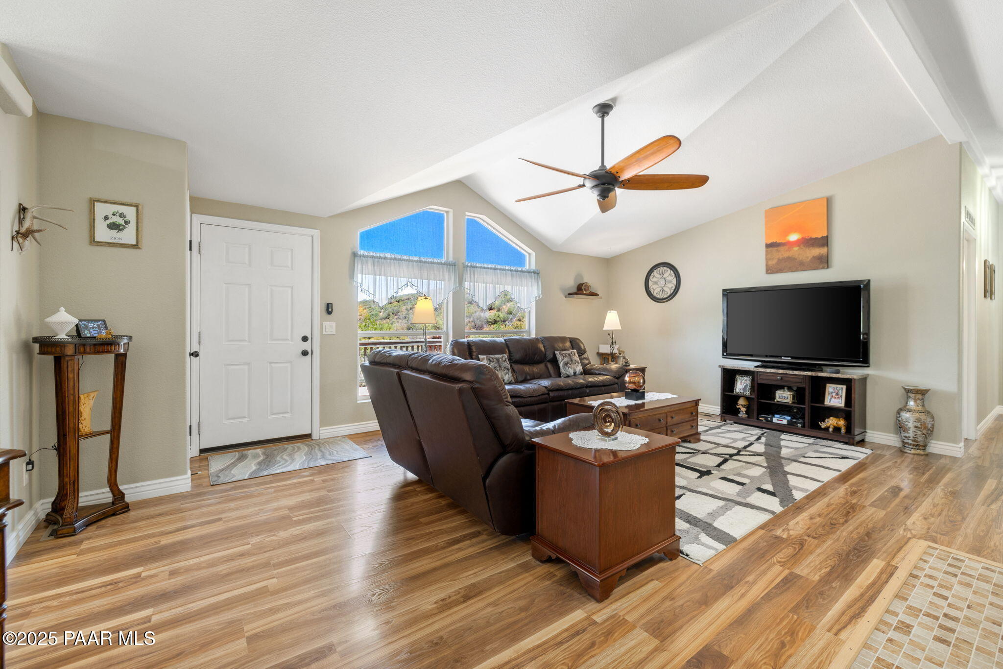 Property Photo:  490 Hideaway Drive  AZ 86327 