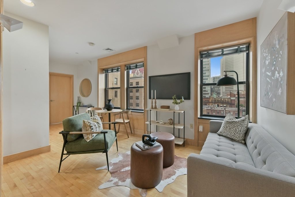 Property Photo:  42-44 Beach St 8D  MA 02111 