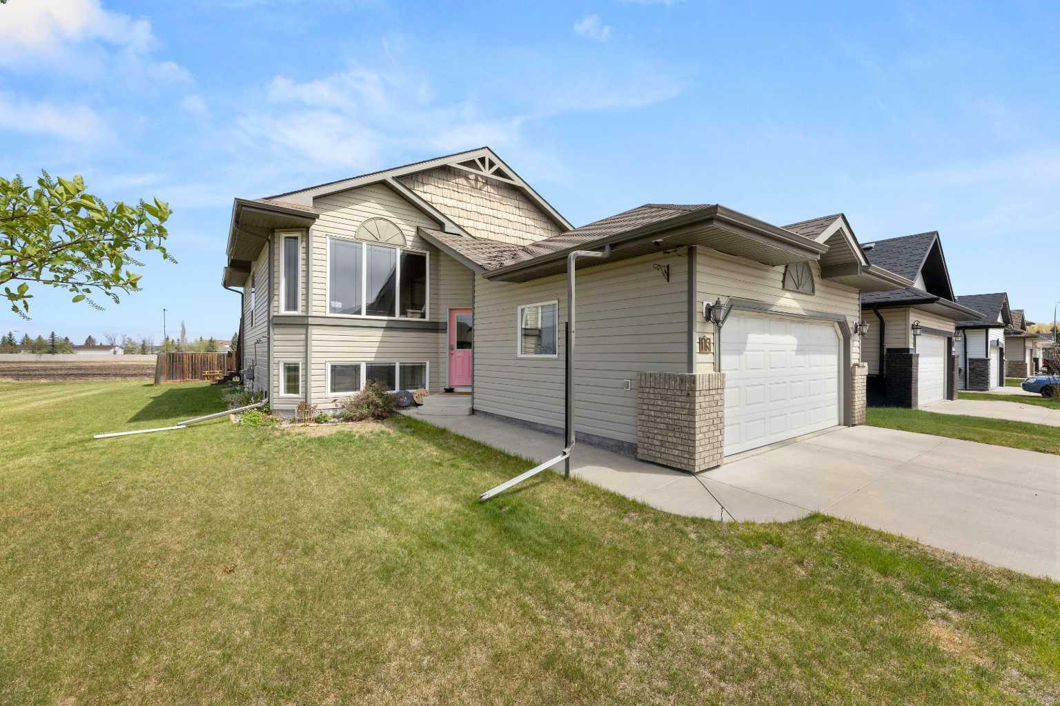 15 Willow Lane  Olds AB T4H 1Y8 photo