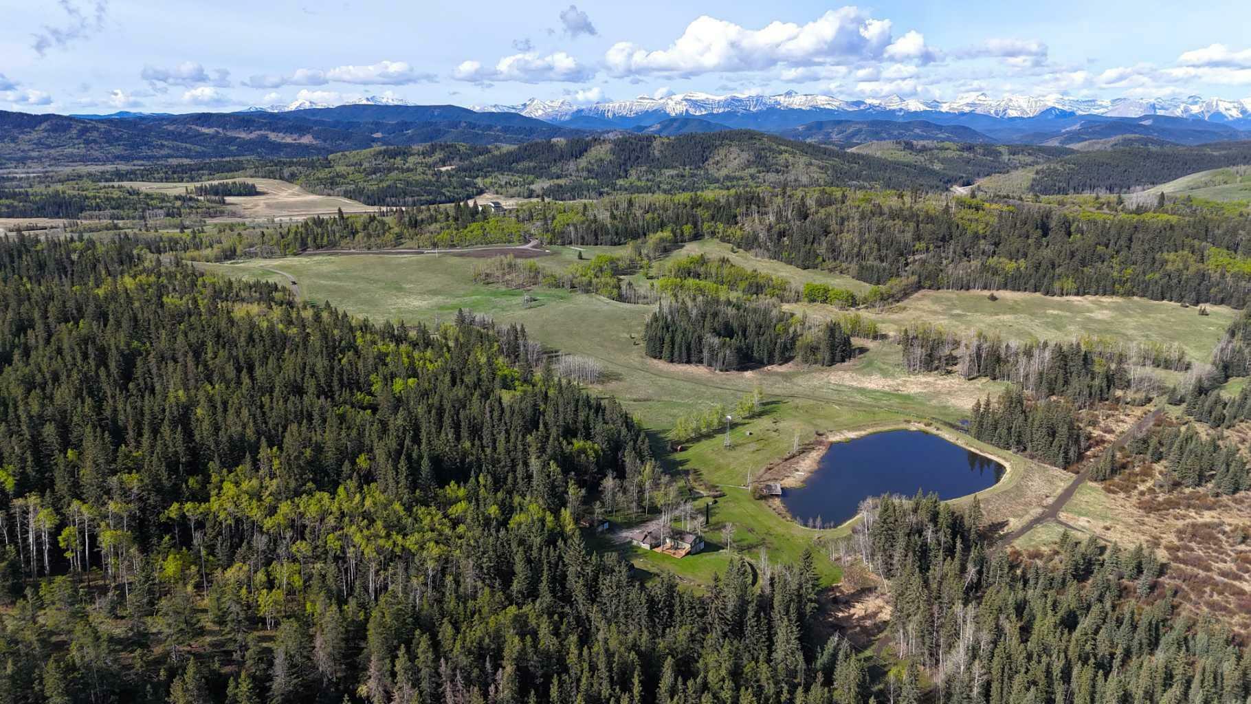 288180 450 Avenue W  Rural Foothills County AB T0L 2A0 photo