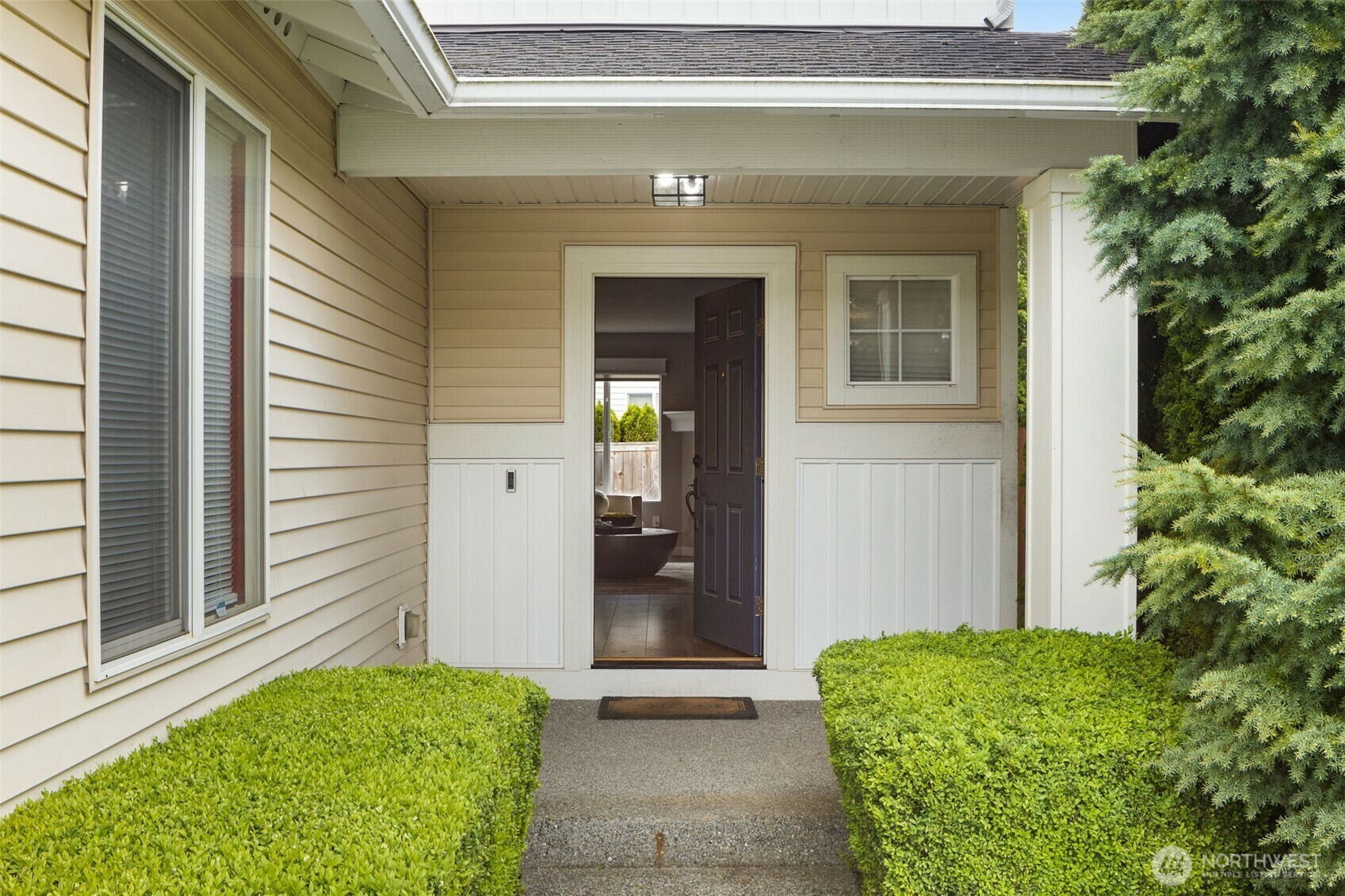 Property Photo: 116 Ferndale Avenue SE WA 98056