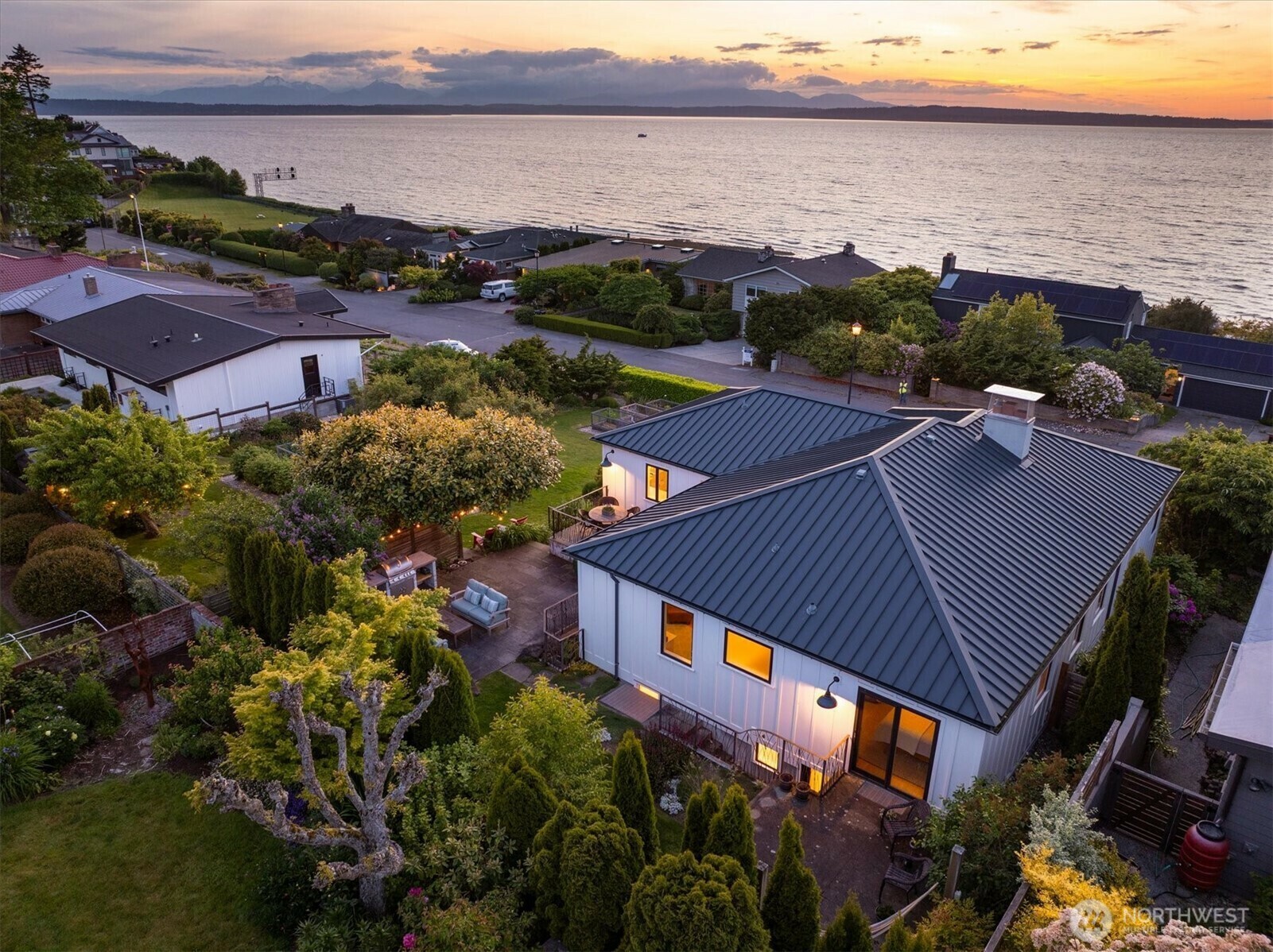 Property Photo: 2411 NW Blue Ridge Drive WA 98177