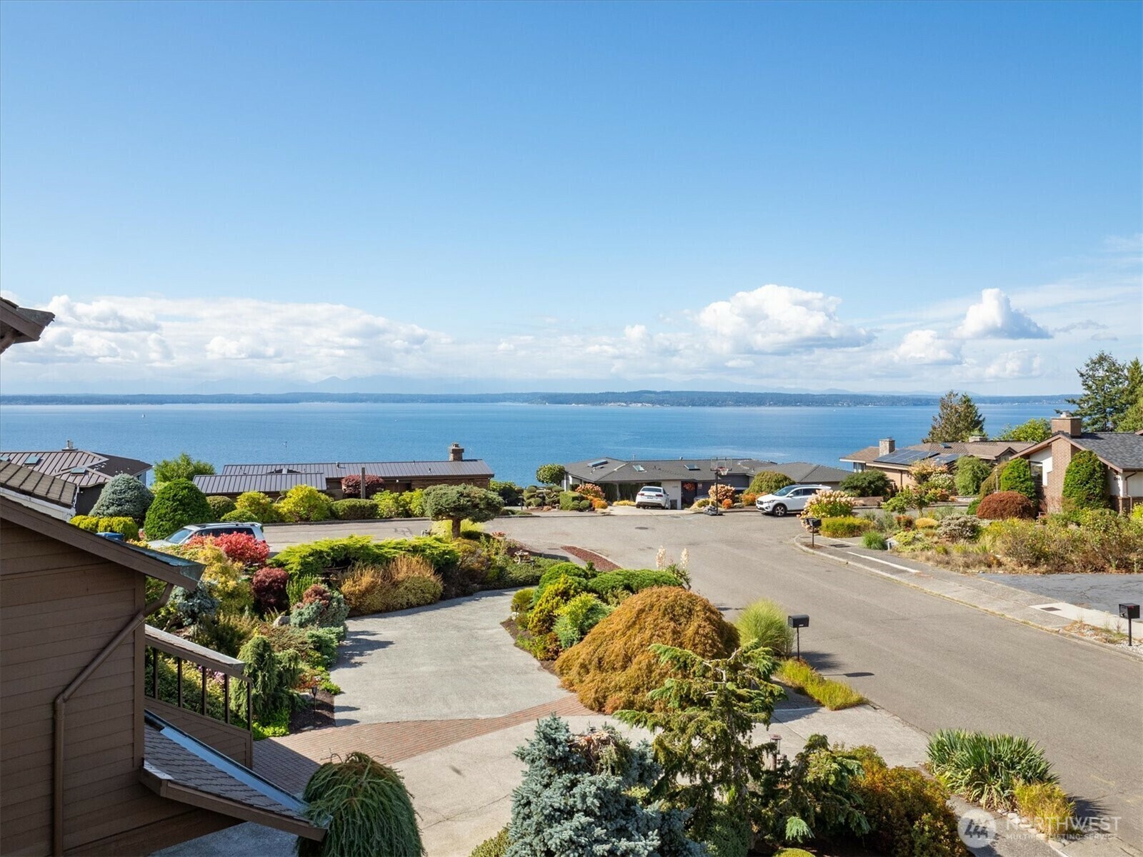Property Photo: 1231 NW 126th Street WA 98177