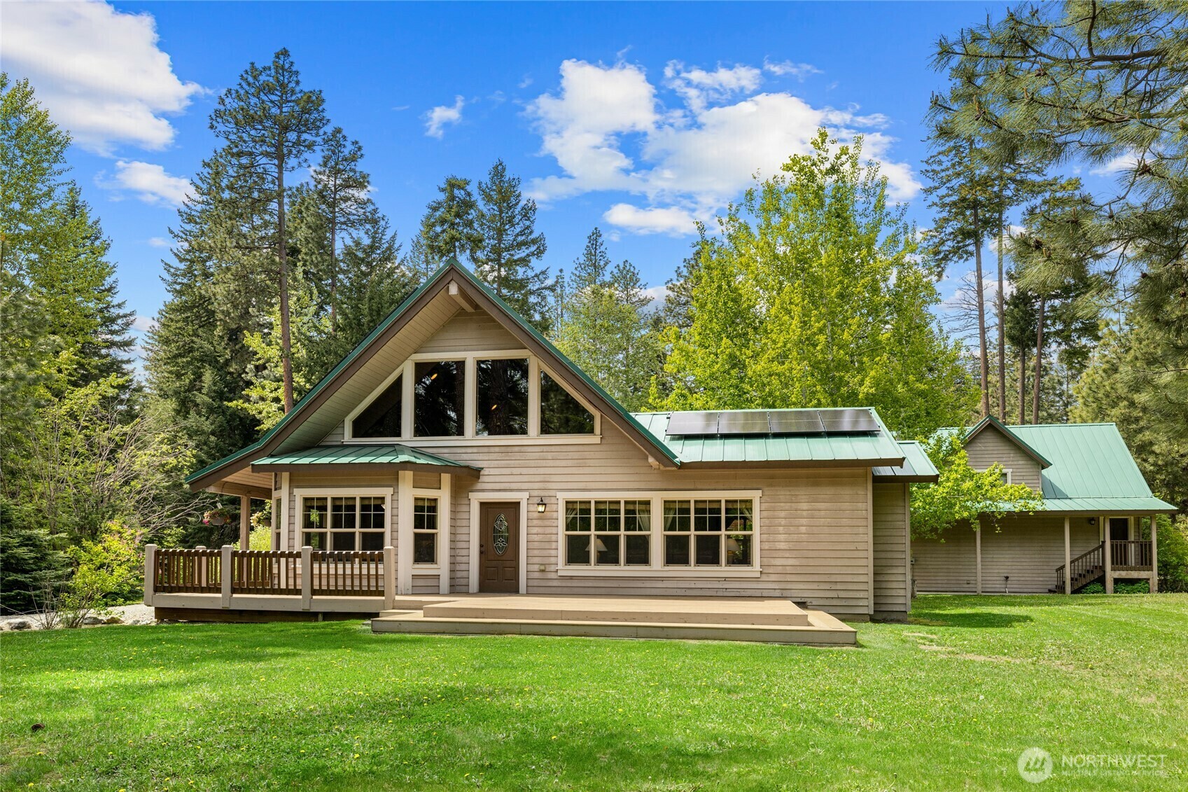 Property Photo: 180 Sierra Lane WA 98940