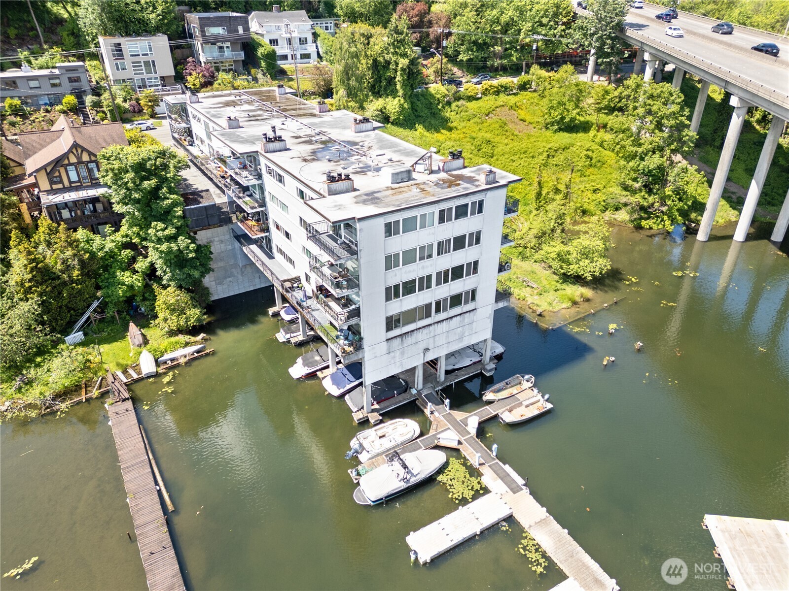 Property Photo: 2524 Boyer Avenue E 108 WA 98102