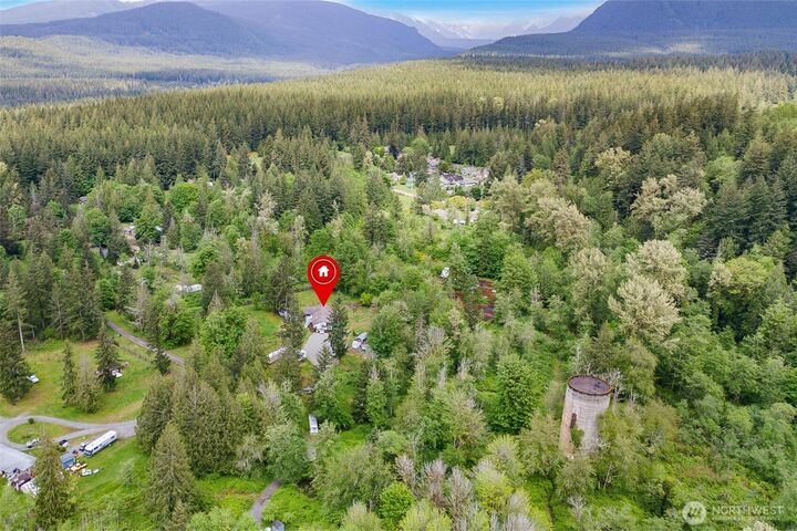 Property Photo: 25420 354th Avenue SE WA 98051