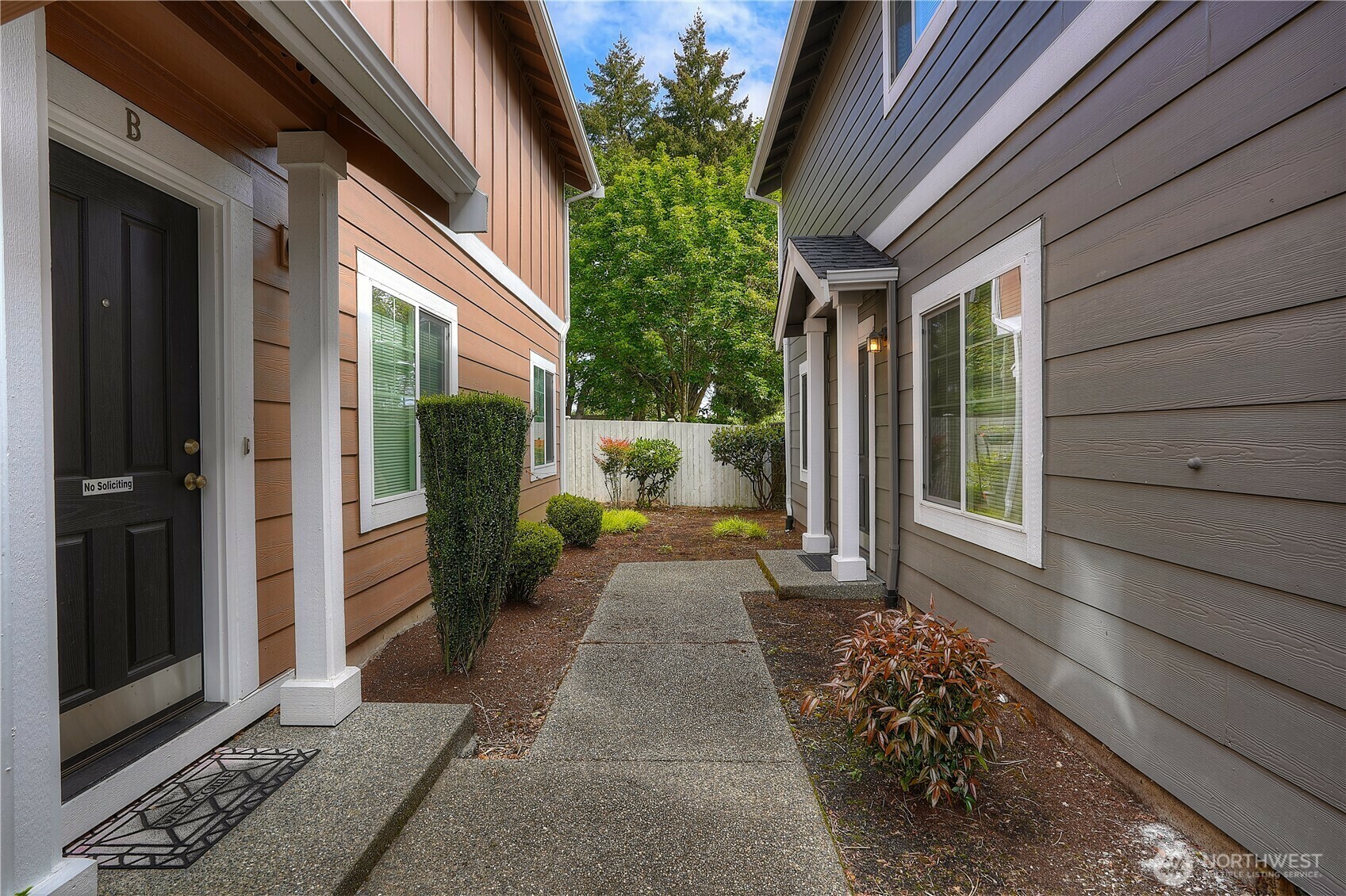 Property Photo: 6018 Illinois Lane SE B WA 98513