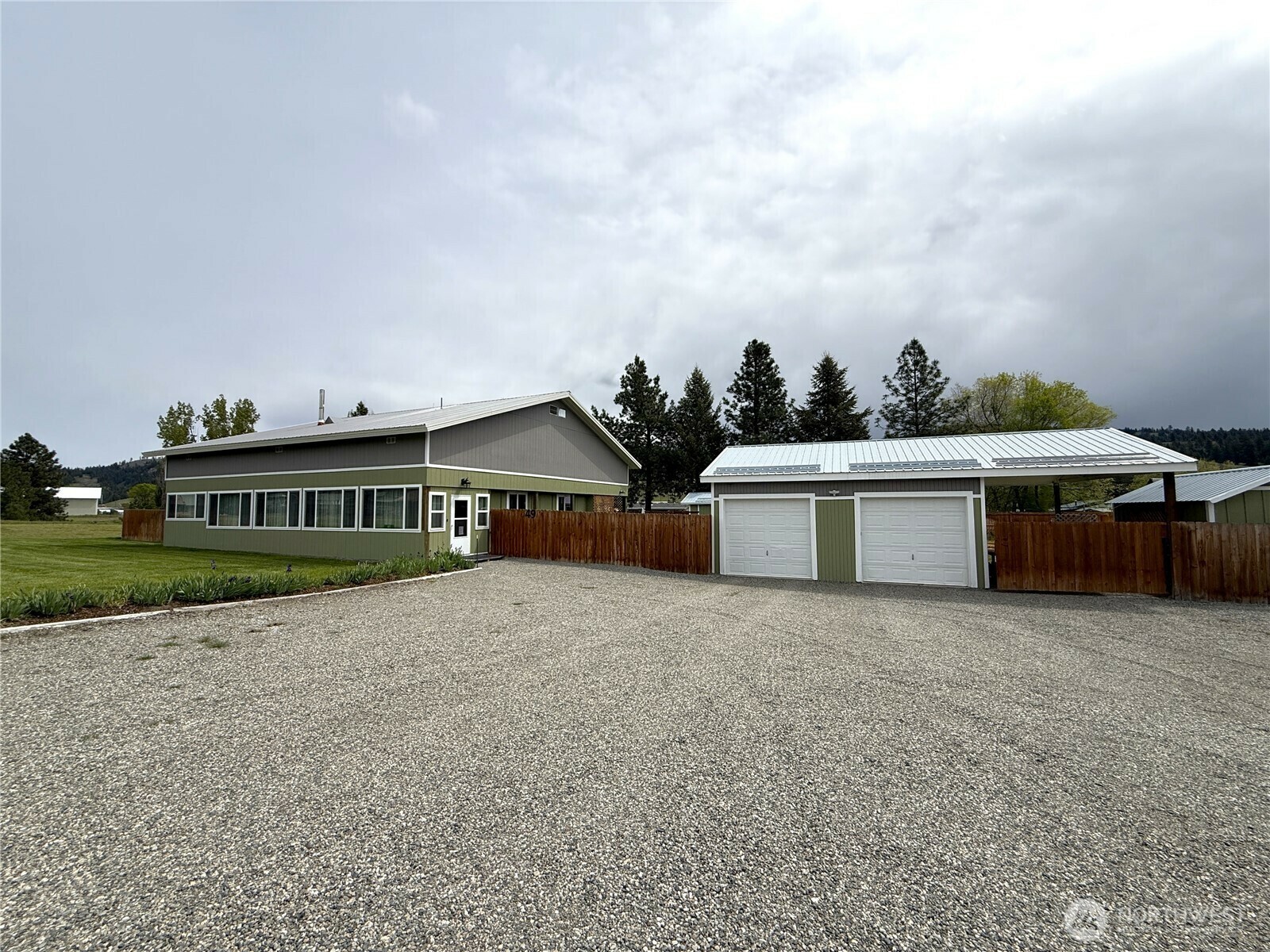 Property Photo: 49 Sandpiper Way WA 99166