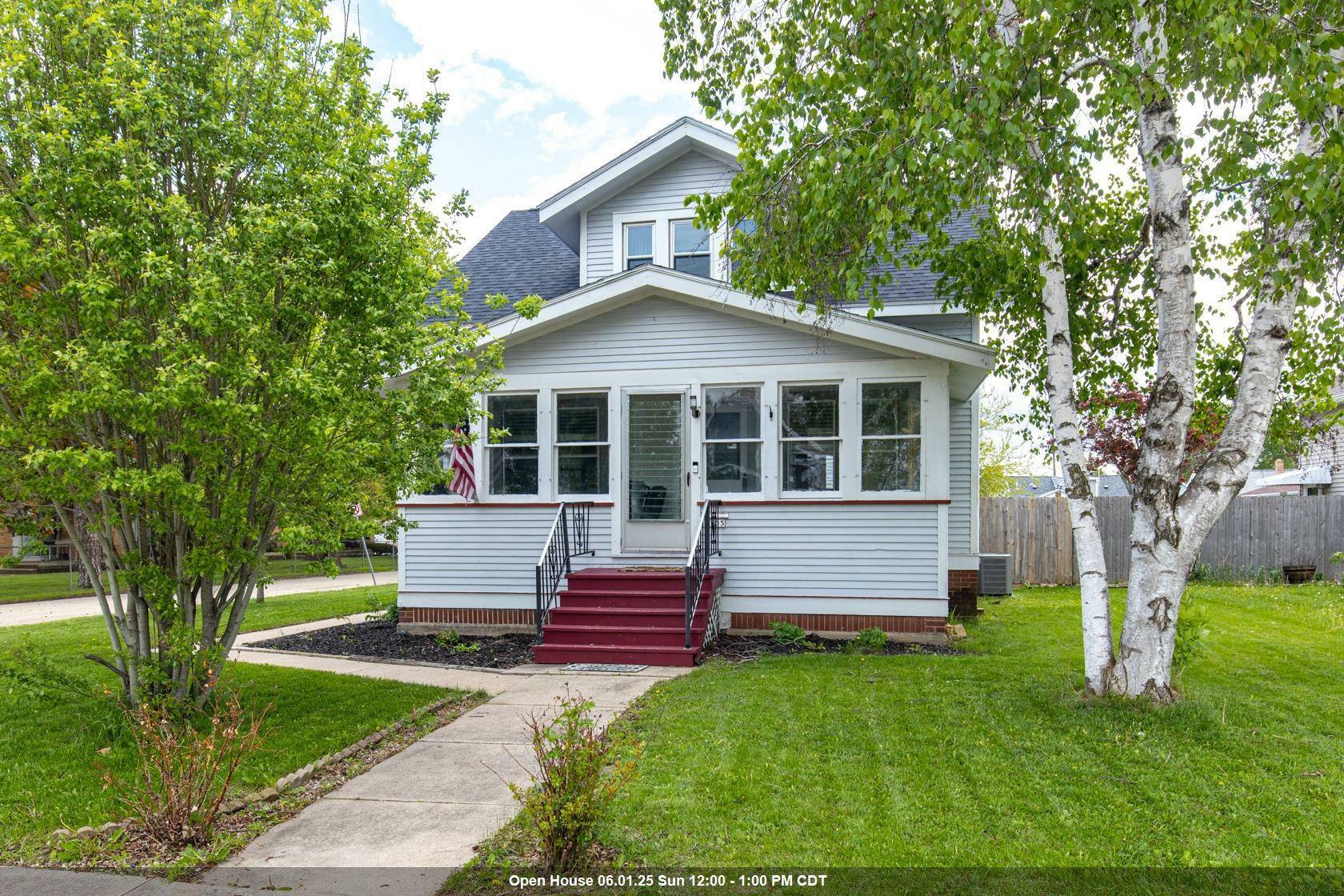 805 W 9th Avenue  Oshkosh WI 54902 photo