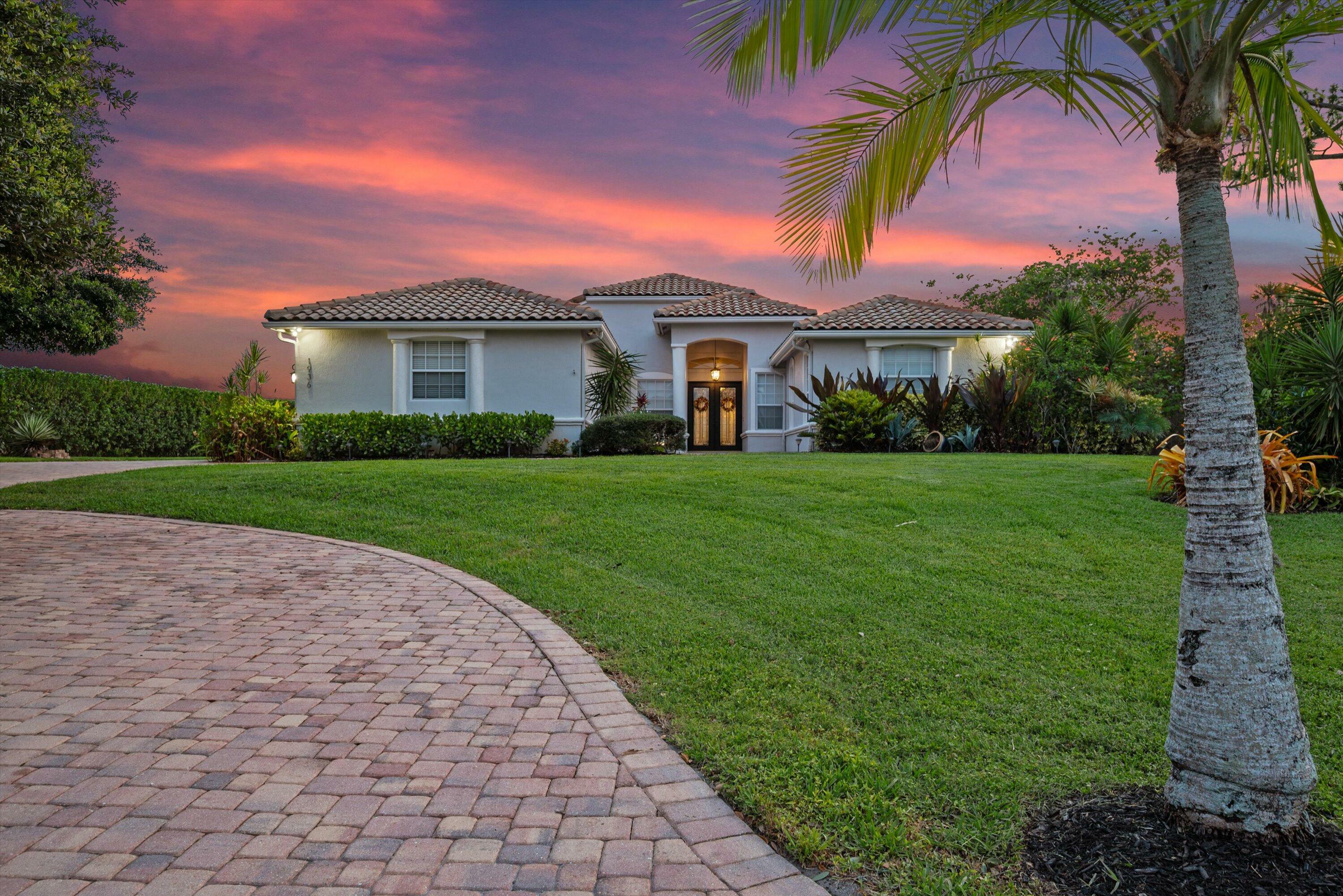 Property Photo:  1936 SW Wood Duck Lane  FL 34990 