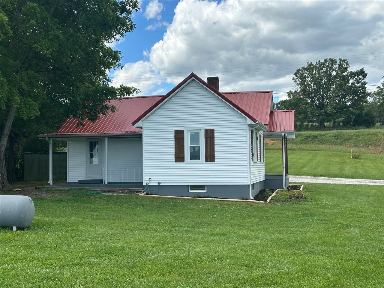 Property Photo: 33 Moore Road KY 42166